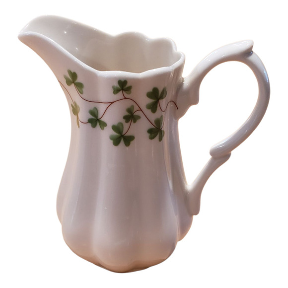 Vintage Shamrock Porcelain Creamer Pitcher 5" Ivy Ireland Irish Shannon Vase - Picture 3 of 16